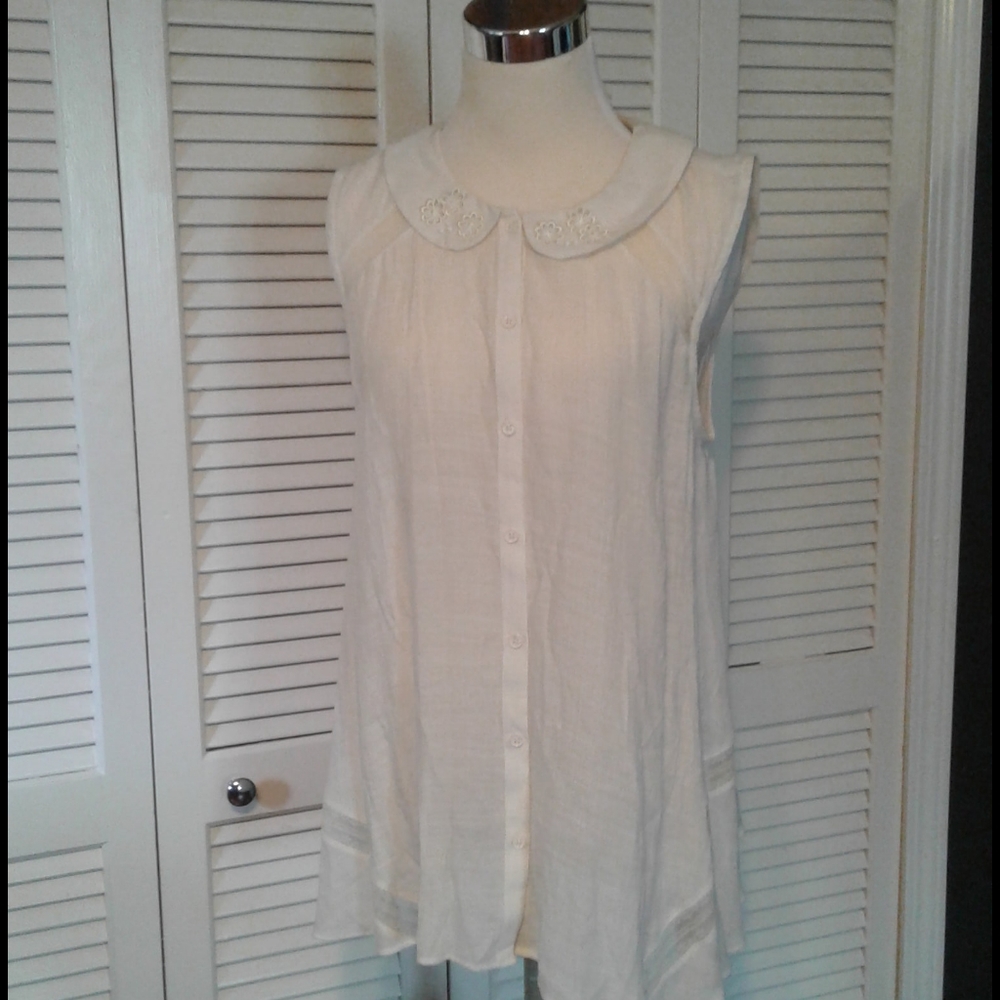 Lauren Conrad blouse
